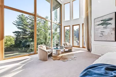 55 Leicester St, Brookline, MA 02445 - Photo 22