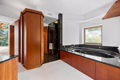 55 Leicester St, Brookline, MA 02445 - Photo 26