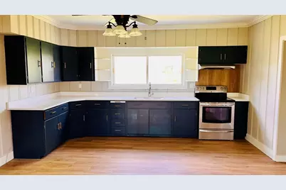 239 New Boston Rd. #1, Fairhaven, MA 02719 - Photo 2