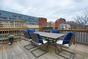 24 Albion Pl, Boston, MA 02129 - Photo 16