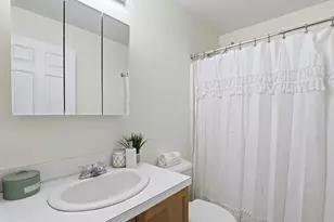 269 Washington St, Pembroke, MA 02359 - Photo 16