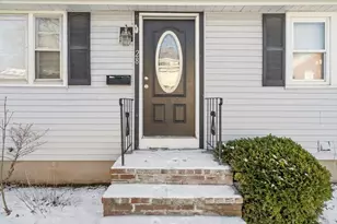 28 Frost Ave, Brockton, MA 02301 - Photo 2