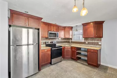 28 Frost Ave, Brockton, MA 02301 - Photo 8