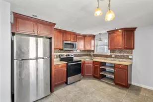 28 Frost Ave, Brockton, MA 02301 - Photo 8