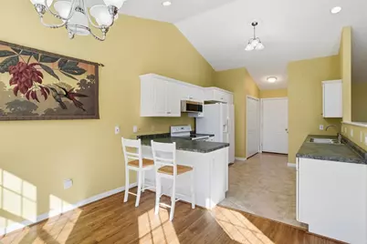 210 Johnson Rd #23, Chicopee, MA 01022 - Photo 10