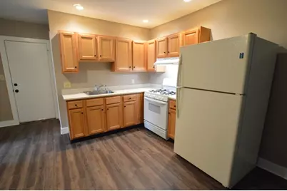 237 River St #B, Haverhill, MA 01832 - Photo 2