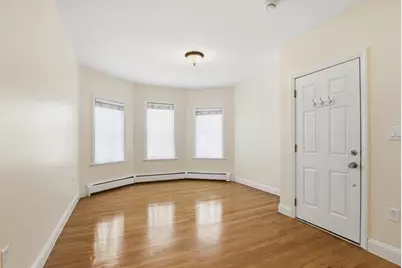 13 Howard St #1, Cambridge, MA 02139 - Photo 2