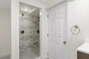 13 Howard St, Cambridge, MA 02139 - Photo 16