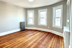 69 Conwell Ave, Somerville, MA 02144 - Photo 2