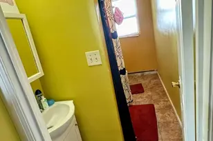 52 Harold St, Providence, RI 02908 - Photo 4