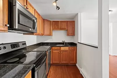 200 Manning St #20A, Hudson, MA 01749 - Photo 4