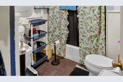 32 Franklin St, New Bedford, MA 02740 - Photo 8