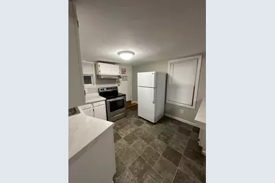 7 Sixth St. #2, Attleboro, MA 02703 - Photo 2