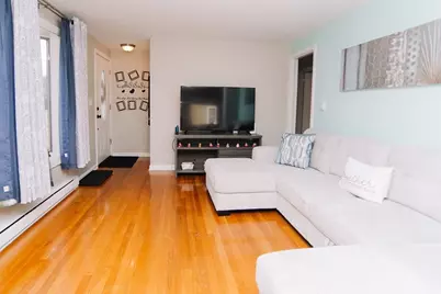 22 Amanda St, Springfield, MA 01118 - Photo 6