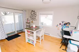 22 Amanda St, Springfield, MA 01118 - Photo 8