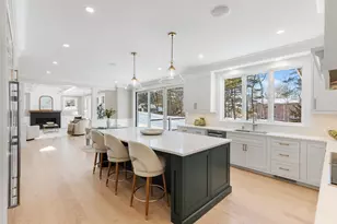 21 Balfour St, Lexington, MA 02421 - Photo 4