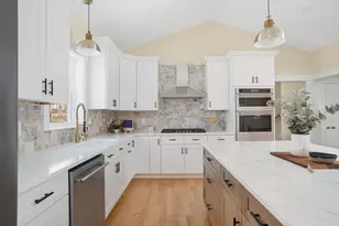 660 Pine St, Seekonk, MA 02771 - Photo 2