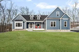 660 Pine St, Seekonk, MA 02771 - Photo 1