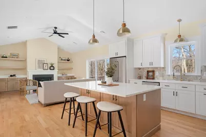 660 Pine St, Seekonk, MA 02771 - Photo 6