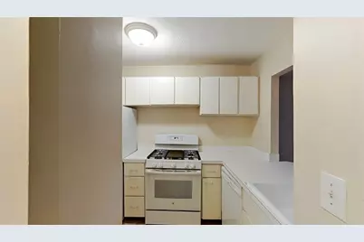 77 Pond Ave. #408, Brookline, MA 02445 - Photo 6