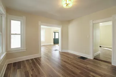 60 Ringgold St, Springfield, MA 01107 - Photo 8