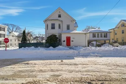 118 Bartlett St, Brockton, MA 02301 - Photo 1