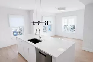 65 L St, Boston, MA 02127 - Photo 1