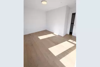 65 L Street #9, Boston, MA 02127 - Photo 6