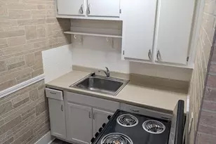 92 N Franklin St, Holbrook, MA 02343 - Photo 16