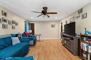 113 Main St, Oxford, MA 01540 - Photo 24