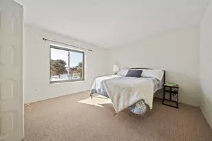 685 Oak St, Brockton, MA 02301 - Photo 10