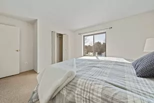 685 Oak St, Brockton, MA 02301 - Photo 12