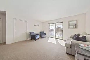 685 Oak St, Brockton, MA 02301 - Photo 16