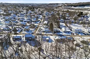 206 Burnham, Lowell, MA 01852 - Photo 4