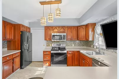 265 Winter St, Brockton, MA 02302 - Photo 12