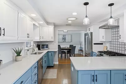 1 Hillcrest Road, Bedford, MA 01730 - Photo 4