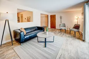 388 Great Rd, Acton, MA 01720 - Photo 4