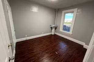 64 Hollis St, Framingham, MA 01702 - Photo 4