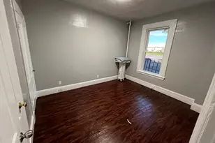 64 Hollis St, Framingham, MA 01702 - Photo 4