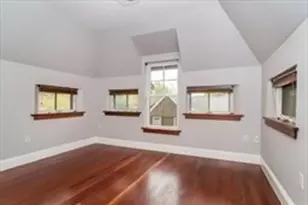 22 Sigourney St, Boston, MA 02130 - Photo 10