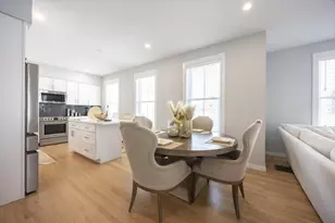 241 Neponset Valley Pkwy, Boston, MA 02136 - Photo 22