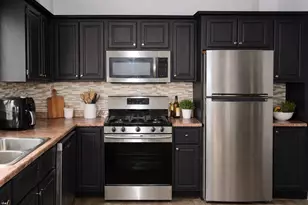 15 Swampscott Ave, Peabody, MA 01960 - Photo 2