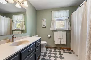 73 Bayview Ave, Berkley, MA 02779 - Photo 10