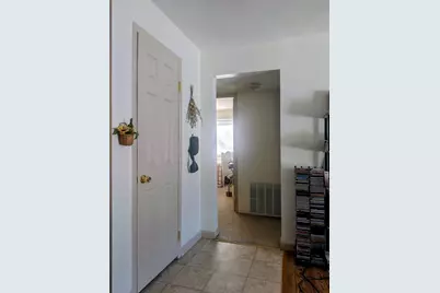 176 Maple Ave #5-32, Rutland, MA 01543 - Photo 8