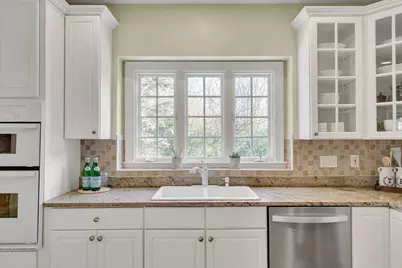 11 Walnut St, Acton, MA 01720 - Photo 12