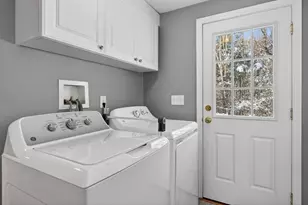 15 Fox Run Rd, Medway, MA 02053 - Photo 22