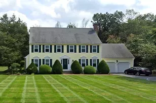 15 Fox Run Rd, Medway, MA 02053 - Photo 1