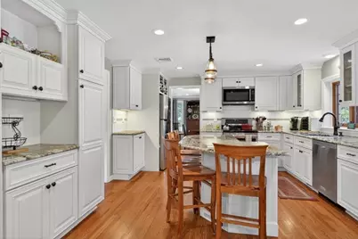 15 Fox Run Rd, Medway, MA 02053 - Photo 8