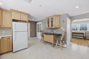130 Braemoor Rd, Brockton, MA 02301 - Photo 16