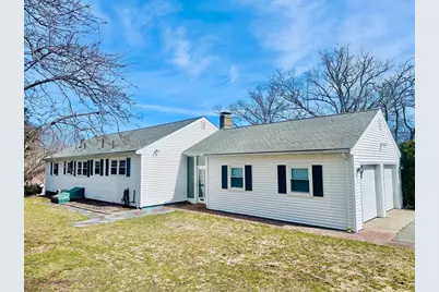 130 Braemoor Rd, Brockton, MA 02301 - Photo 2